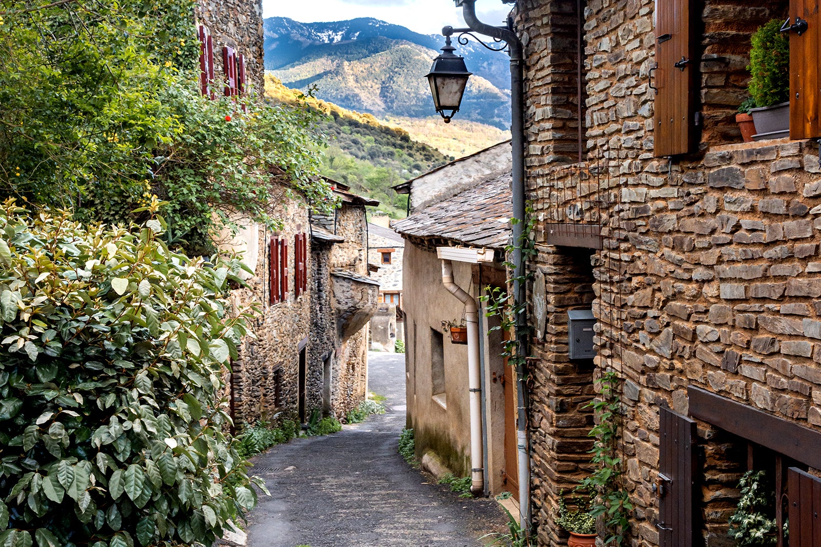 Best Places To Stay In Pyrenees France at bettyfmyers blog