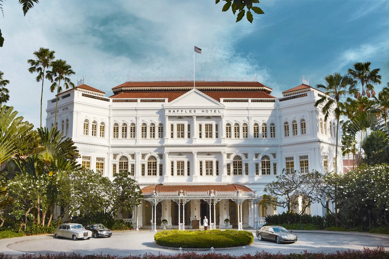Raffles Hotel And Museum Landmark Hotel And Birthplace Of Singapore 