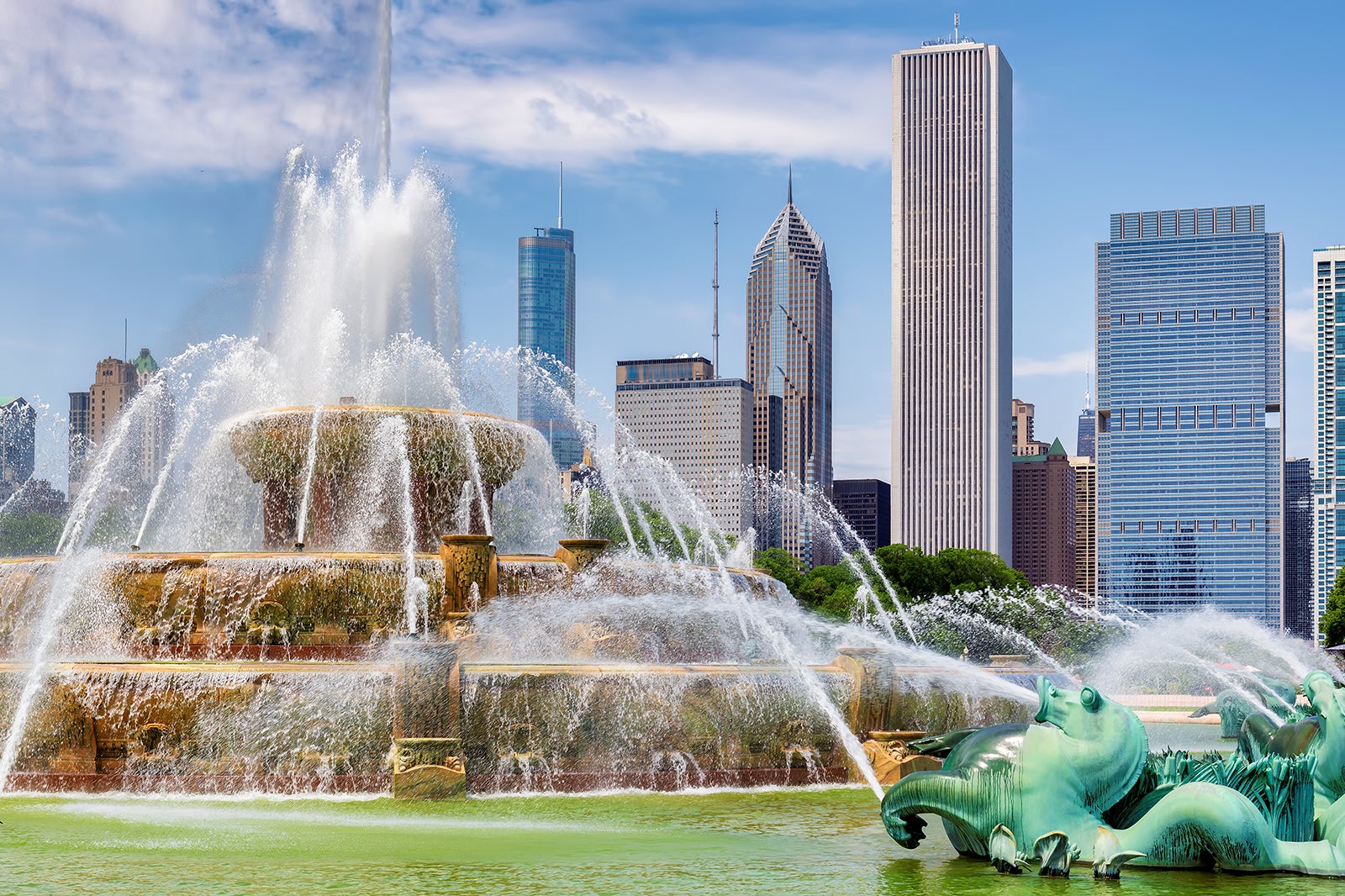 Grant Park in Chicago - Chicago’s Front Yard - Go Guides