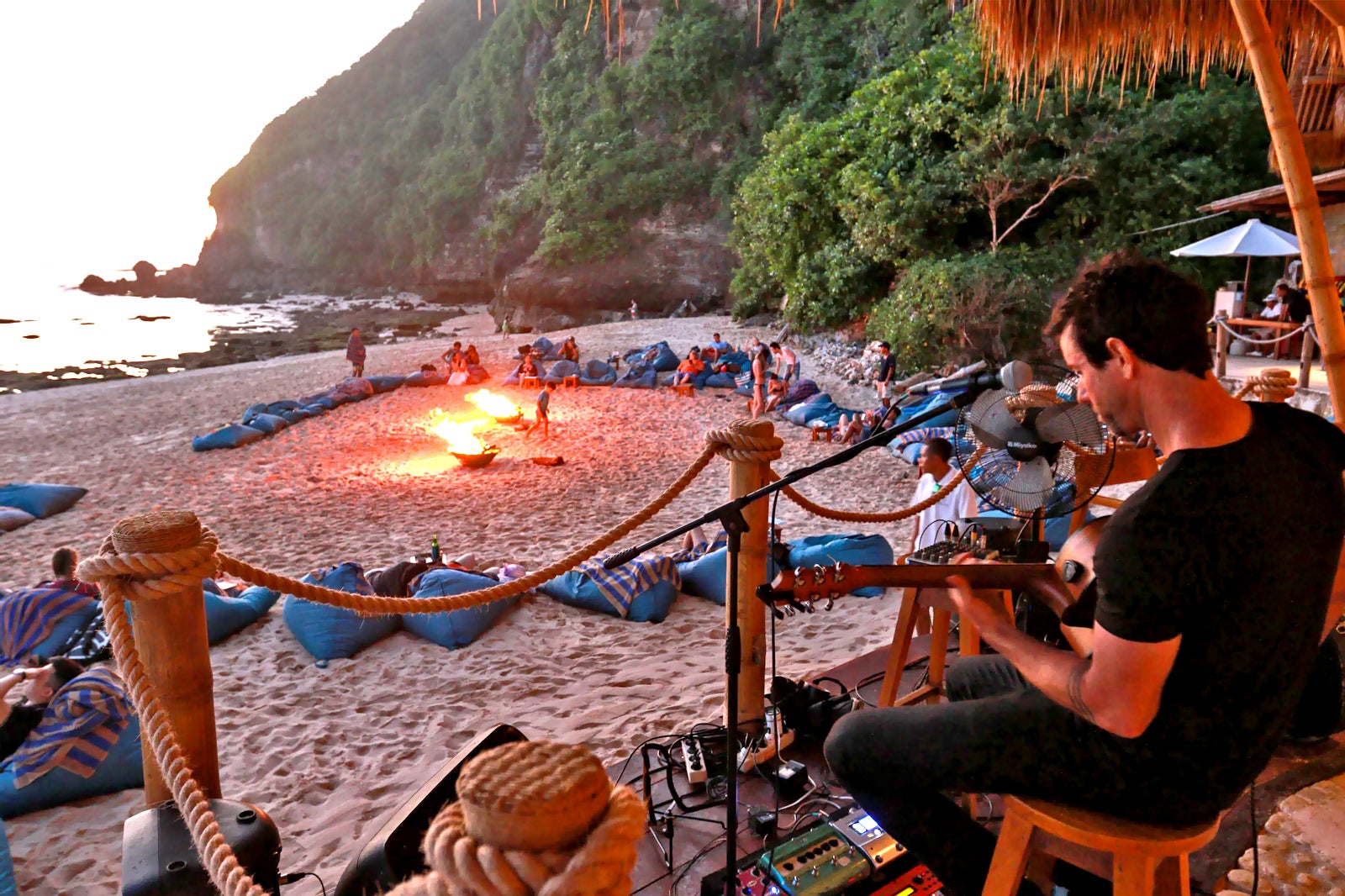 Sundays Beach Club - Hidden Beach Club in Ungasan, South Bali - Go Guides