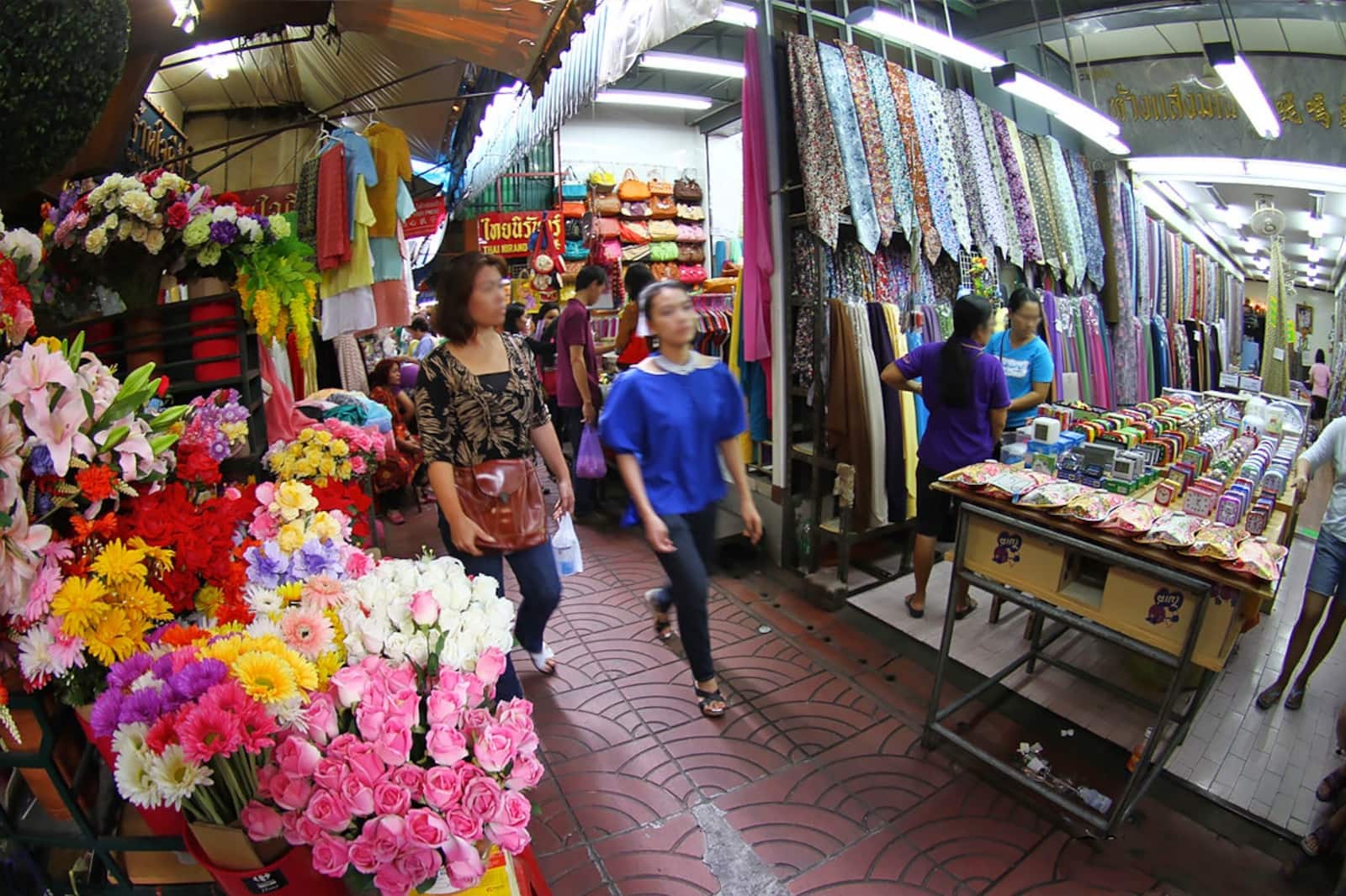Little Indian Fabric Market Bangkok Little India Bangkok - Phahurat Market – Go Guides