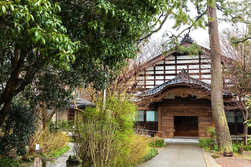 金沢の有名寺社 10 選 金沢に行ったら是非訪ねたい古寺名刹をリストアップしました Go Guides 金沢の有名寺社 10 選 金沢に行ったら是非訪ねたい古寺名刹をリストアップしました Go Guides