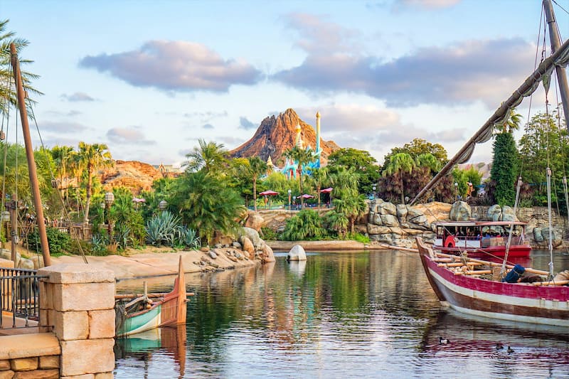 東京の人気観光スポット トップ 11 地元の人おすすめの東京で必ず訪れたい見どころガイド Go Guides 東京の人気観光スポット トップ 11 地元の人おすすめの東京で必ず訪れたい見どころガイド Go Guides