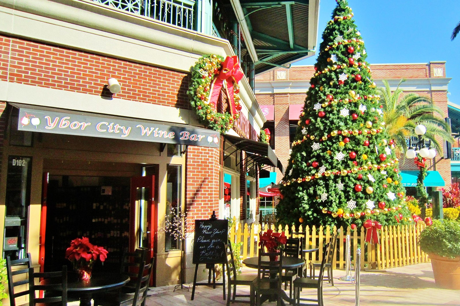 10 Best Bars, Live Music, and in Tampa Where to Party at