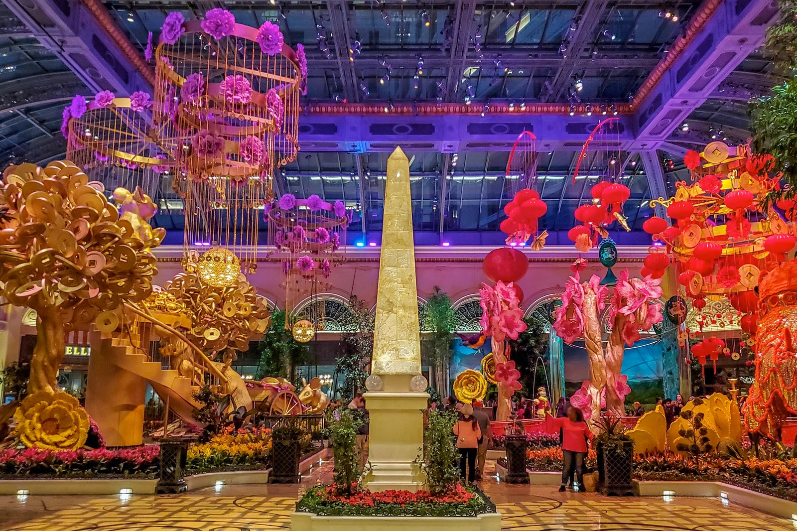 Bellagio Hotel and Casino in Las Vegas - An Elegant Italian-Inspired Casino  Hotel on the Strip - Go Guides