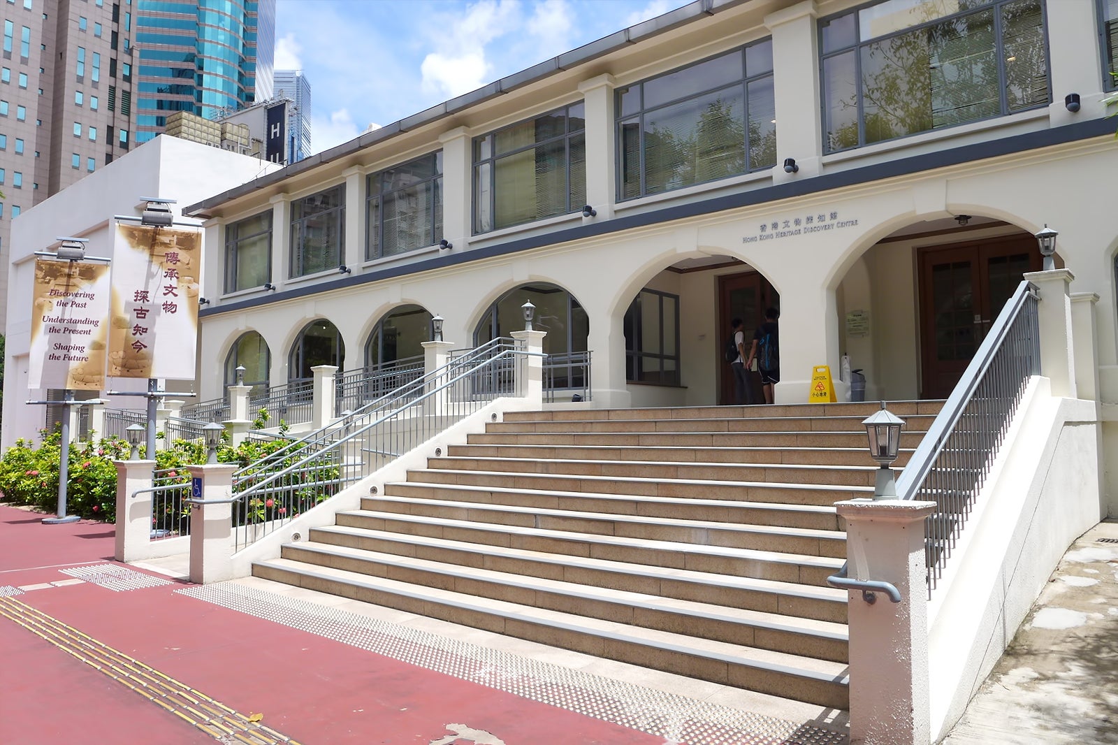 the hong kong tourism board kowloon visitor centre photos