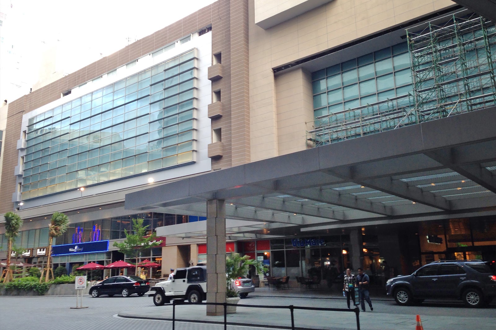 13 Best Places to Go Shopping in Manila - What to Buy and Where to Shop in  Manilla – Go Guides