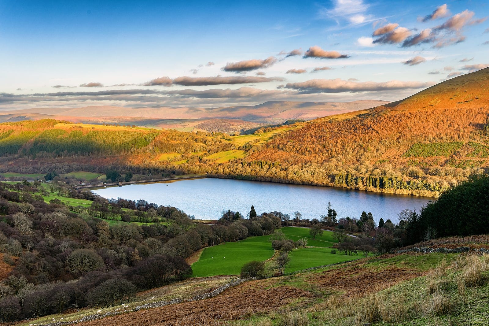 10 Best UK Weekend Breaks For Couples Beautiful UK Towns Couples Can 10-best-uk-weekend-breaks-for-couples-beautiful-uk-towns-couples-can