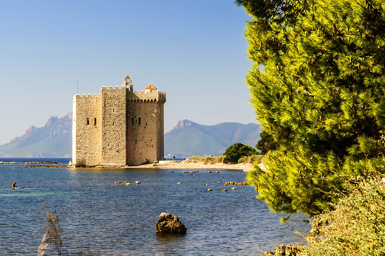 Île SaintHonorat in Cannes Visit a 15th Century Monastery and WWII