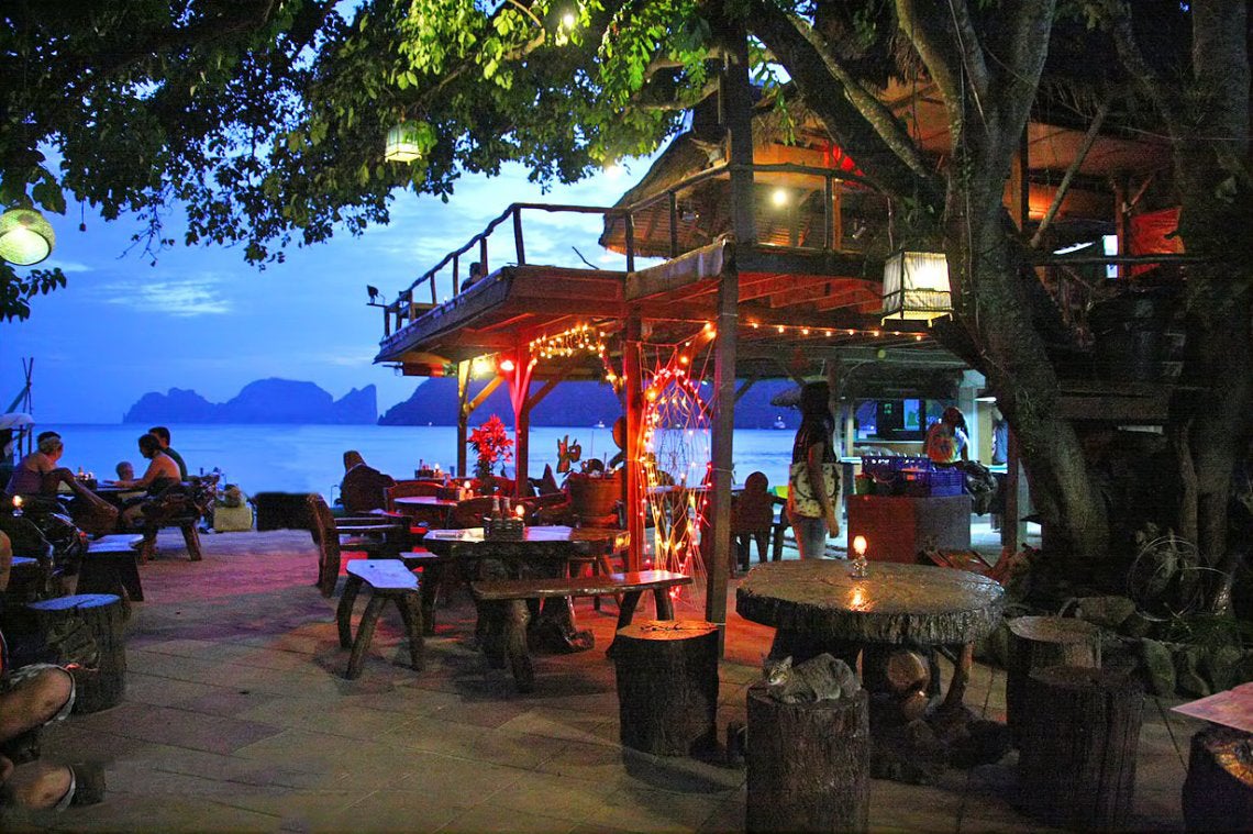 26 Best Restaurants on Phi Phi Island - Where to Eat in Koh Phi Phi and  What to Try? – Go Guides