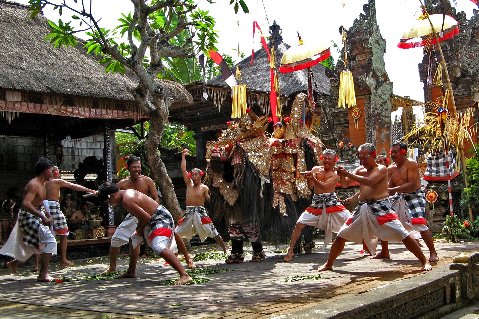 Barong and Kris Dance in Bali - Bali's Famous Mythological Dance