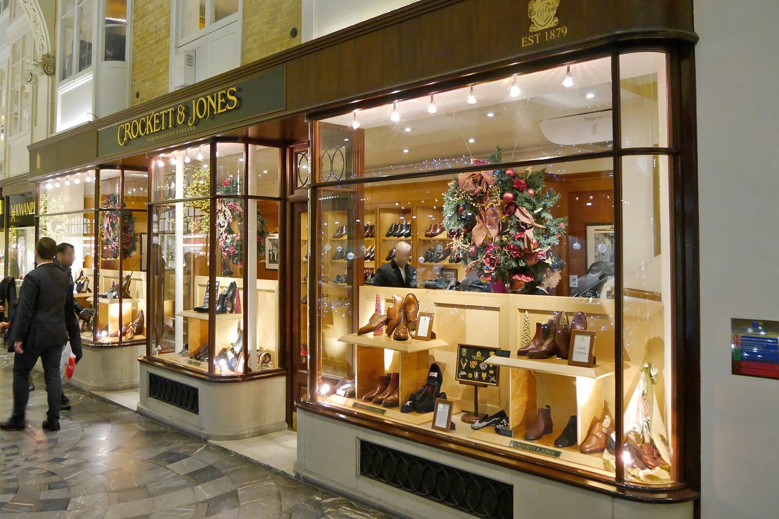 Burlington Arcade in London - Opulent Shopping Arcade with High-End ...