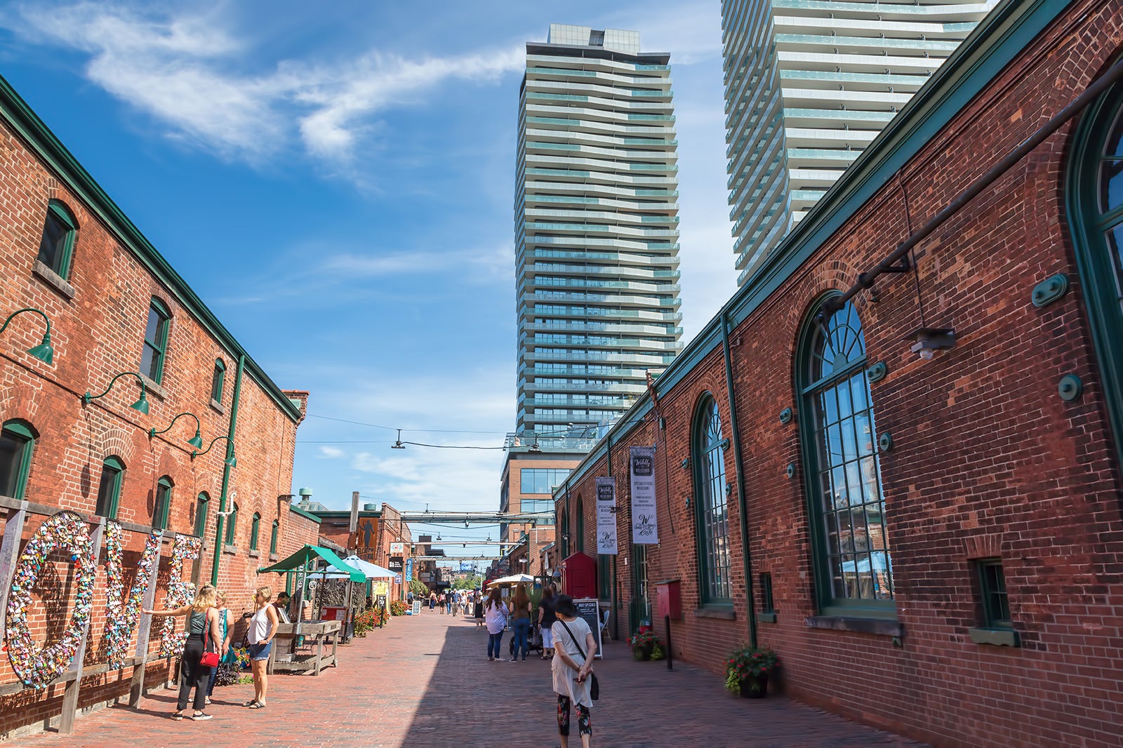 toronto tourist shop