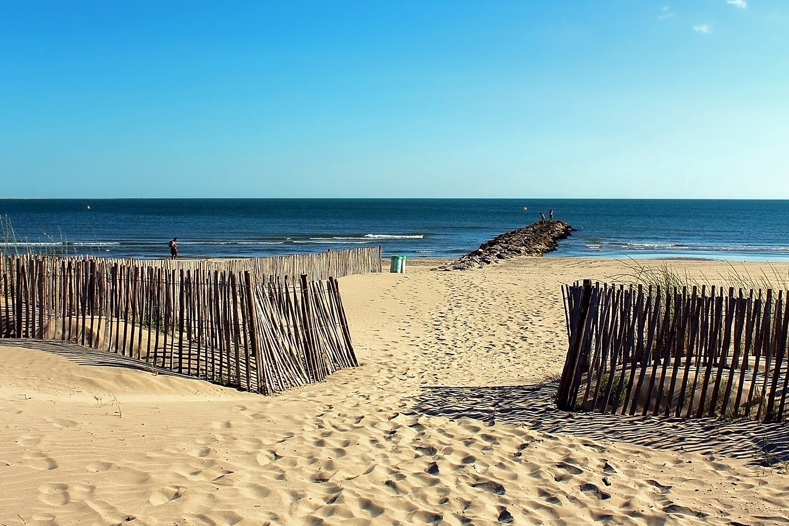 Est Beach in Carnon - Hérault - France - Plages.tv