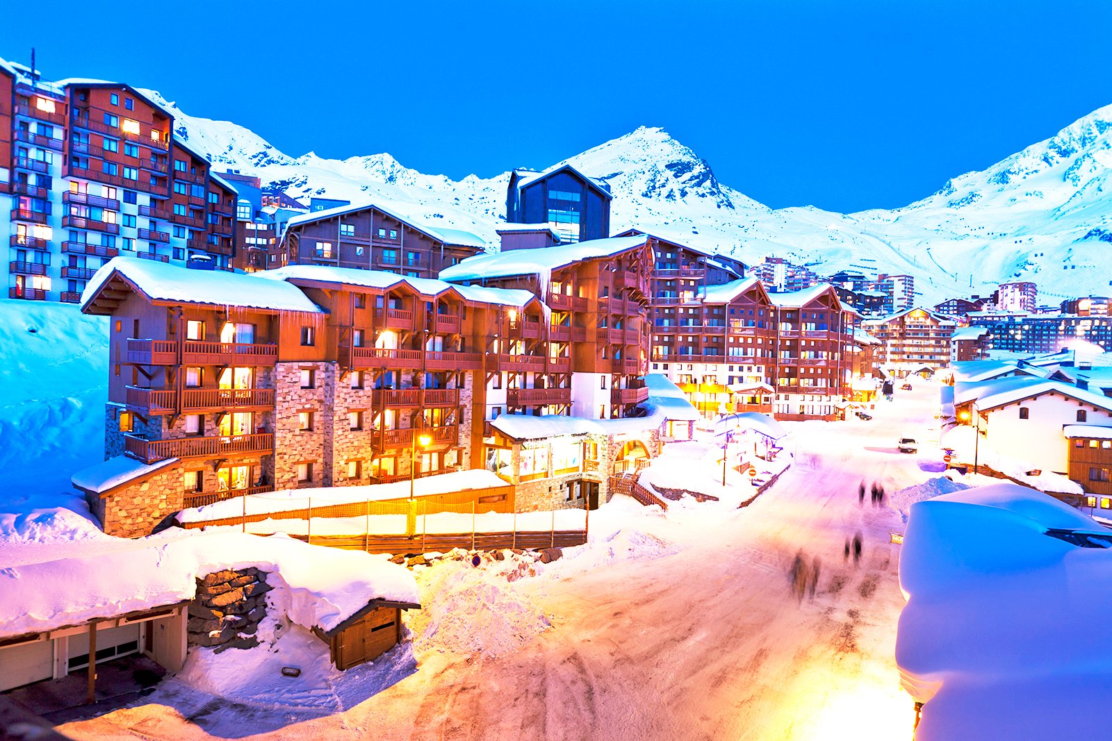 Top 15 French Ski Resorts - The Best of the French Alps