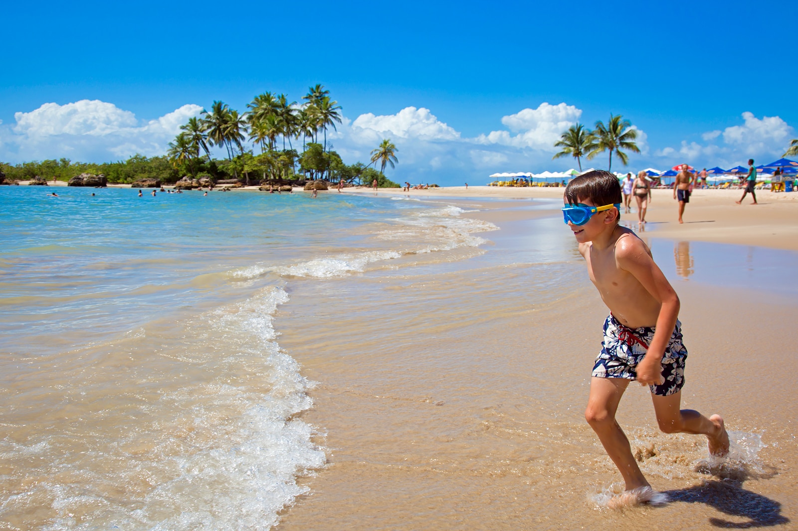 Nice weather, a quiet beach and exciting chess battles in Brazil