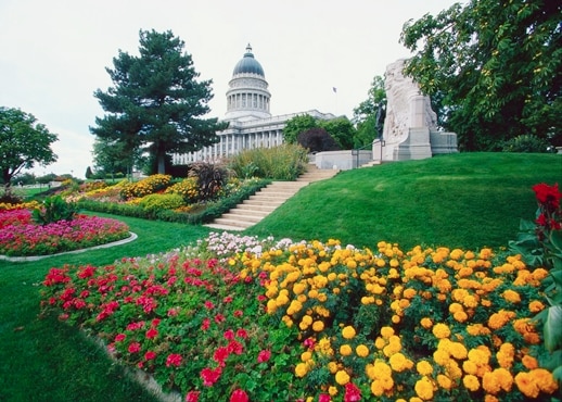 salt lake city hotels with free airport shuttle