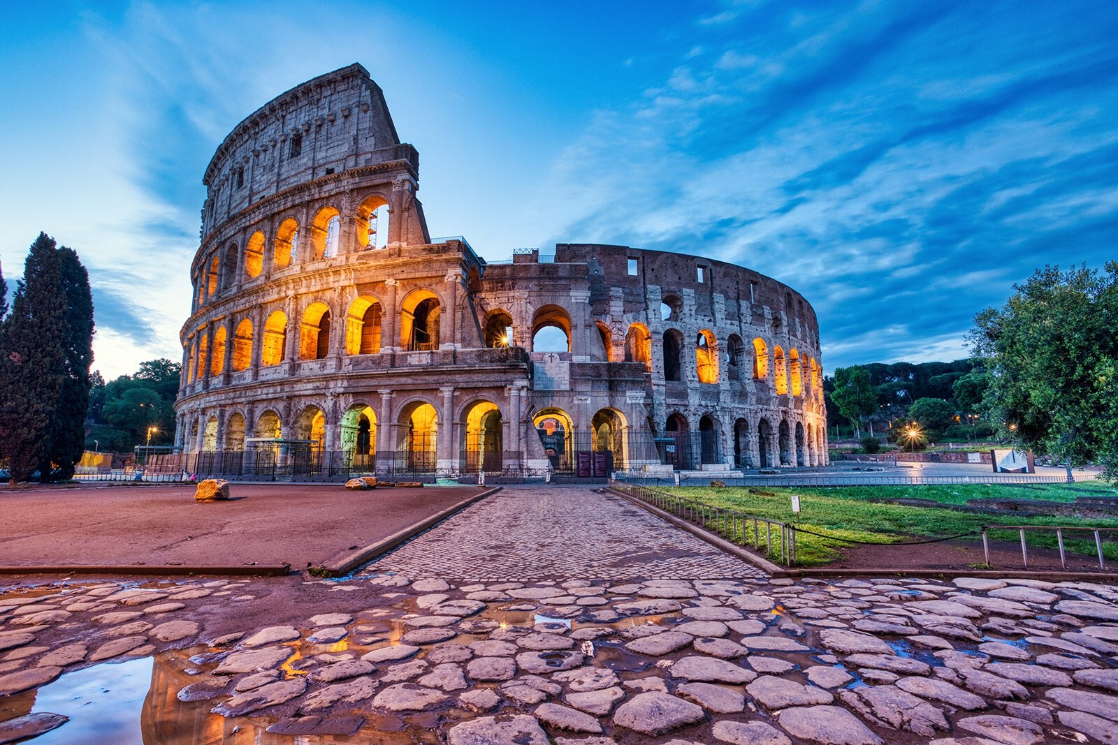 Colosseum In Rome Visit The Famed Site Of Ancient Gladiatorial 