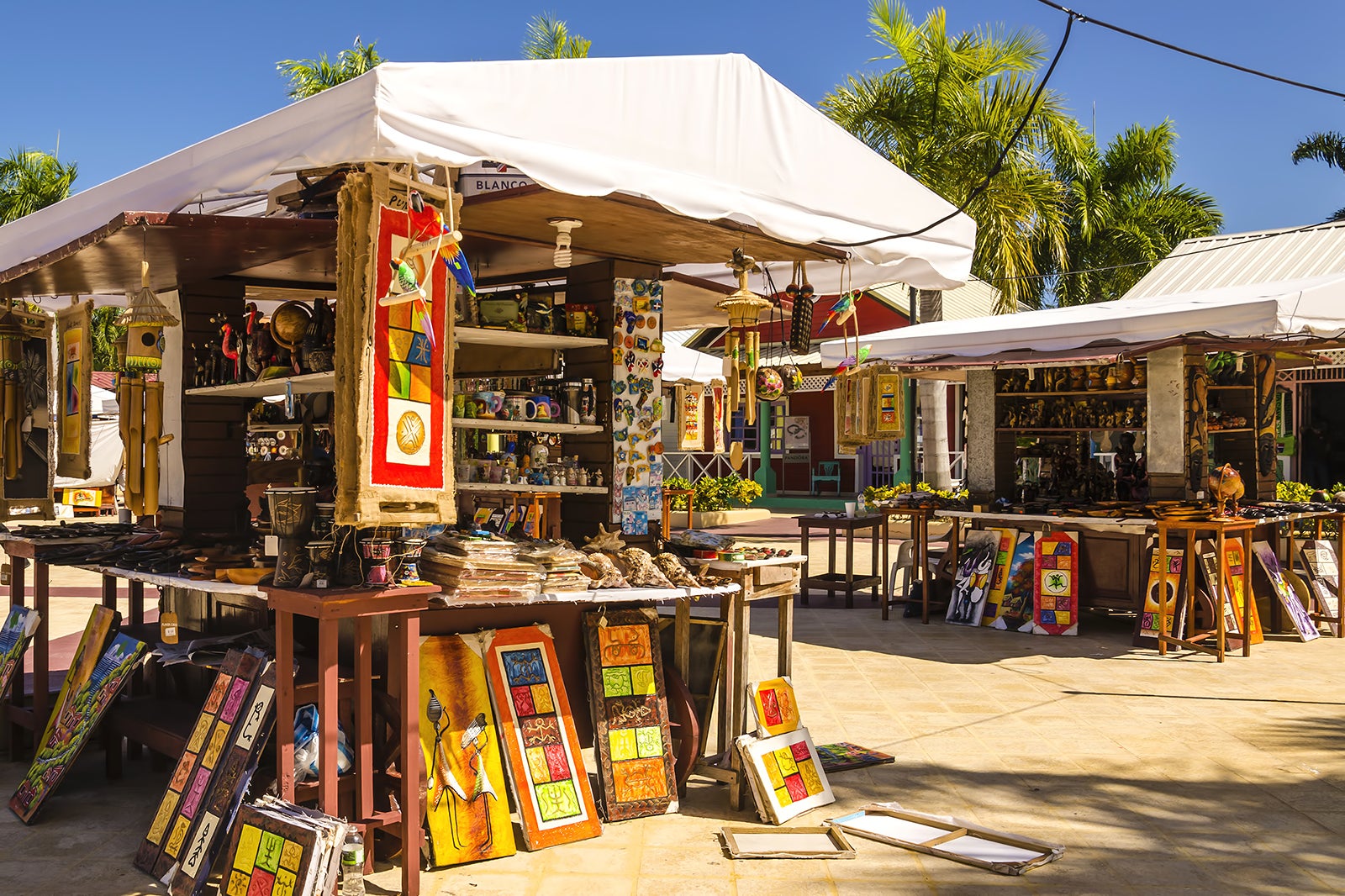 Bridgetown shopping street barbados hi-res stock photography and