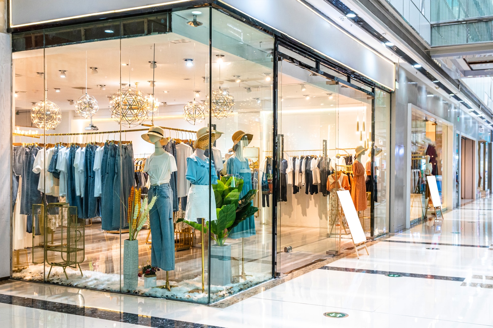 10 Best Shopping Malls in Los Angeles - Where to Shop 'til You Drop in LA – Go Guides