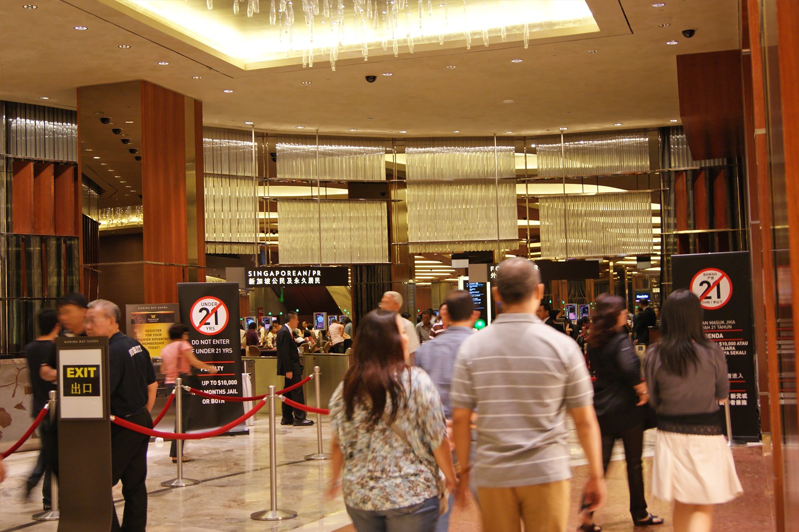 marina bay sands casino entrance fees