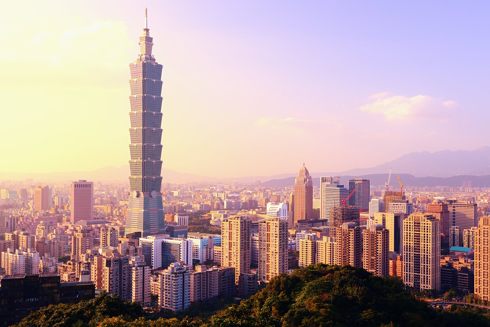 Taipei 101 Shopping Mall Luxury Shopping in Xinyi District Go