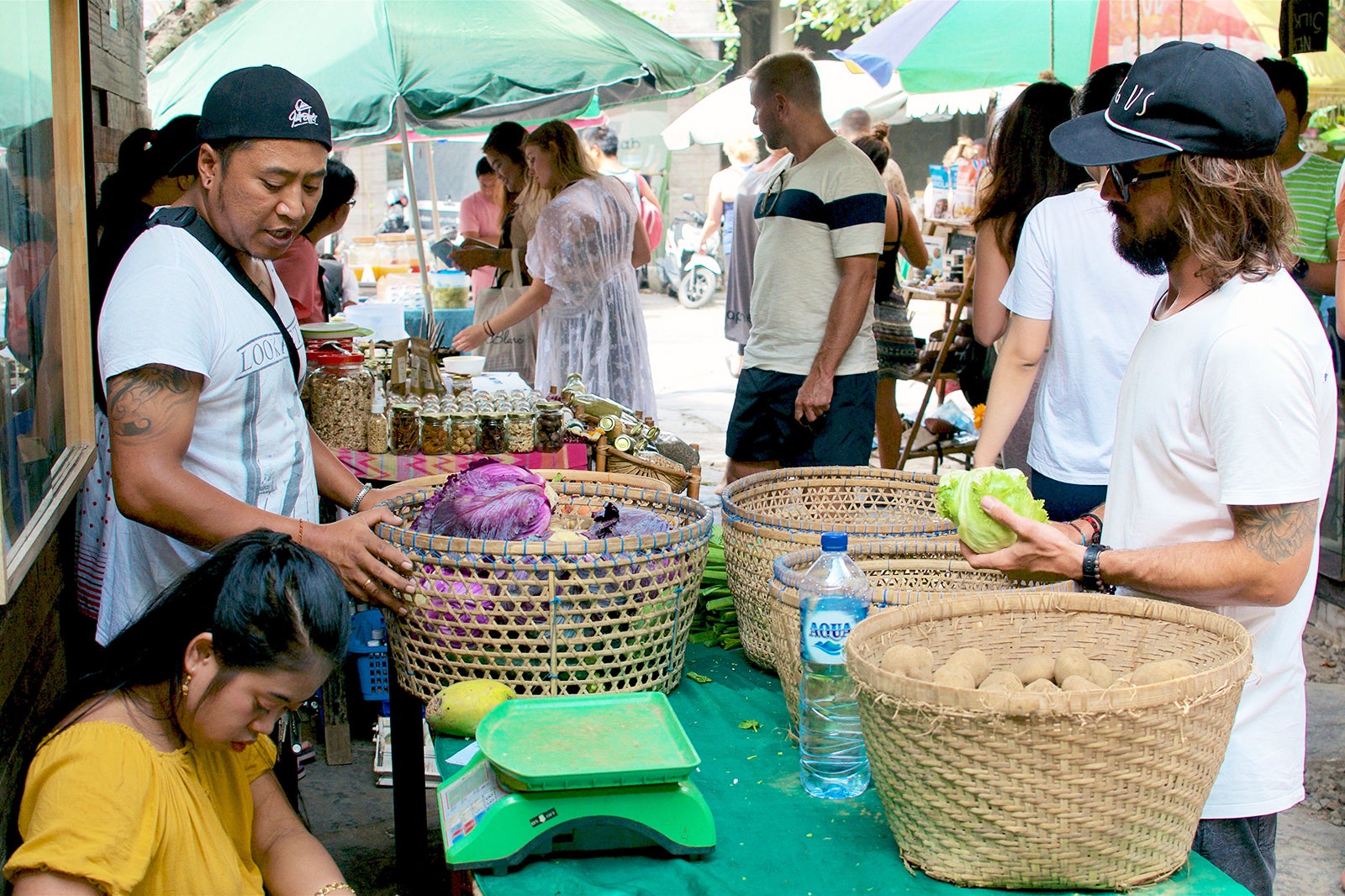 Samadi Supermarket Canggu - Nin Jiom Pei Pa Koa