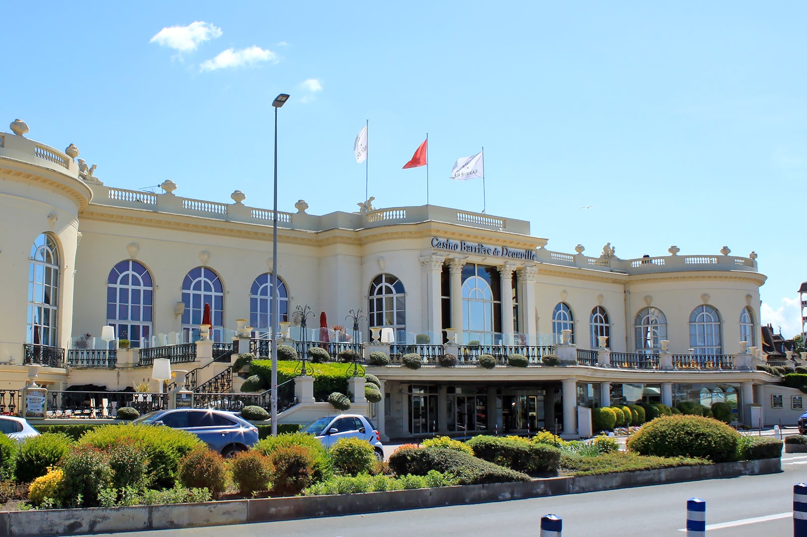 yacht club deauville