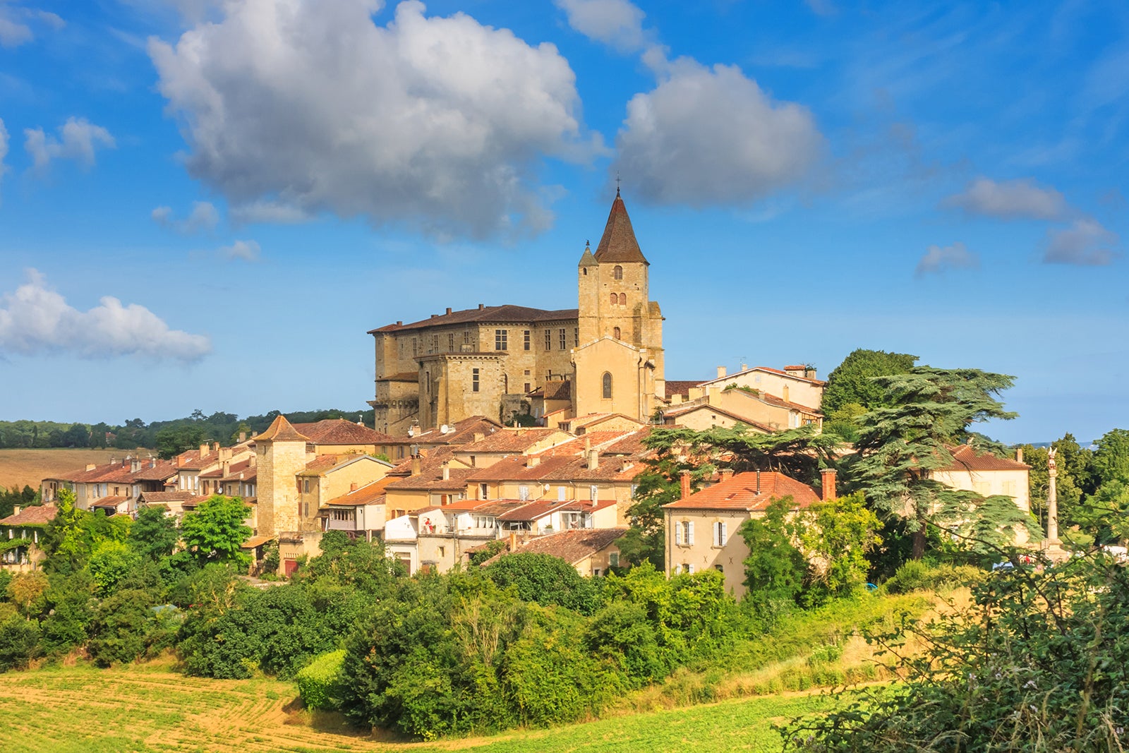 The 10 prettiest villages in Occitanie - Beautiful examples of local ...