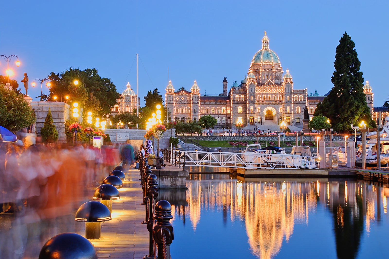 victoria bc long weekend trips