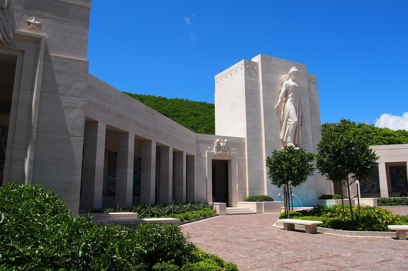 National Memorial Cemetery Of The Pacific - Discover The Resting Place ...