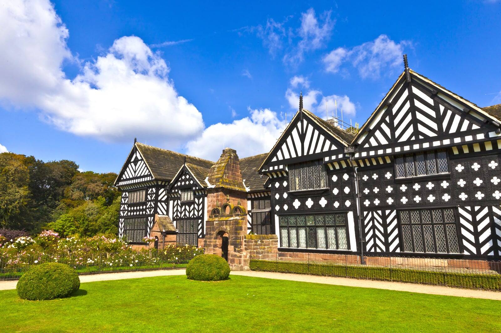 Speke Hall In Liverpool A Centuries Old Manor House With A Chequered speke-hall-in-liverpool-a-centuries-old-manor-house-with-a-chequered