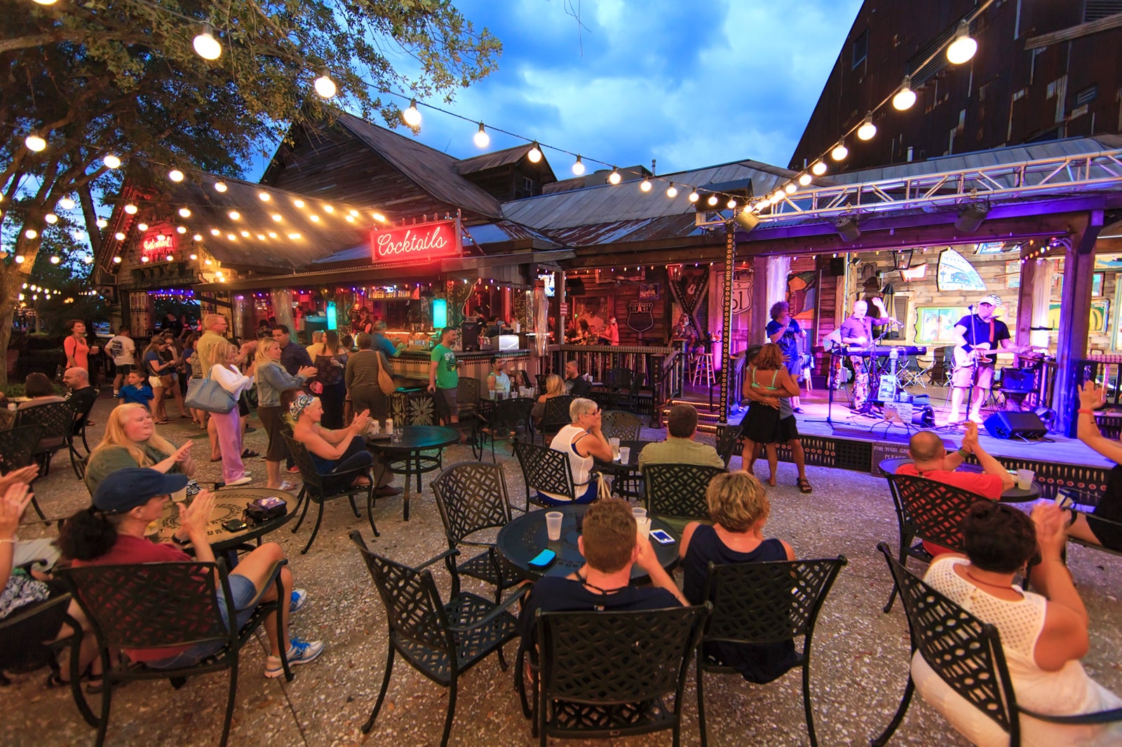 The Essential Bar Hopping Guide To Downtown Orlando, 55% OFF