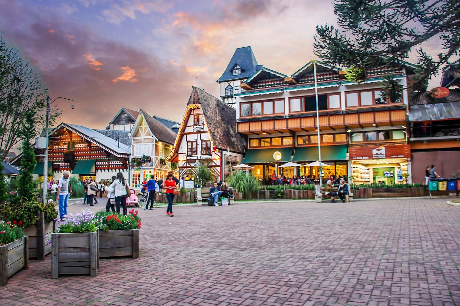 10 lugares para fazer compras em Campos do Jordão - Onde ir e o que ...