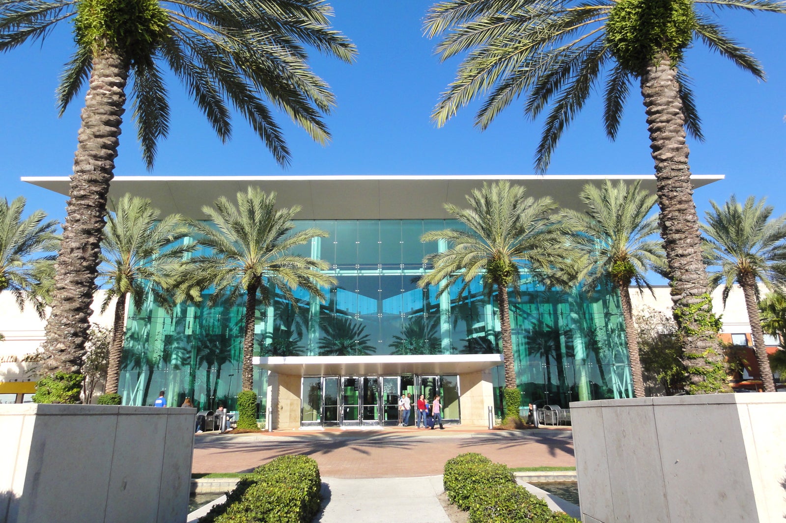 Shopping at Orlando's Mall at Millenia