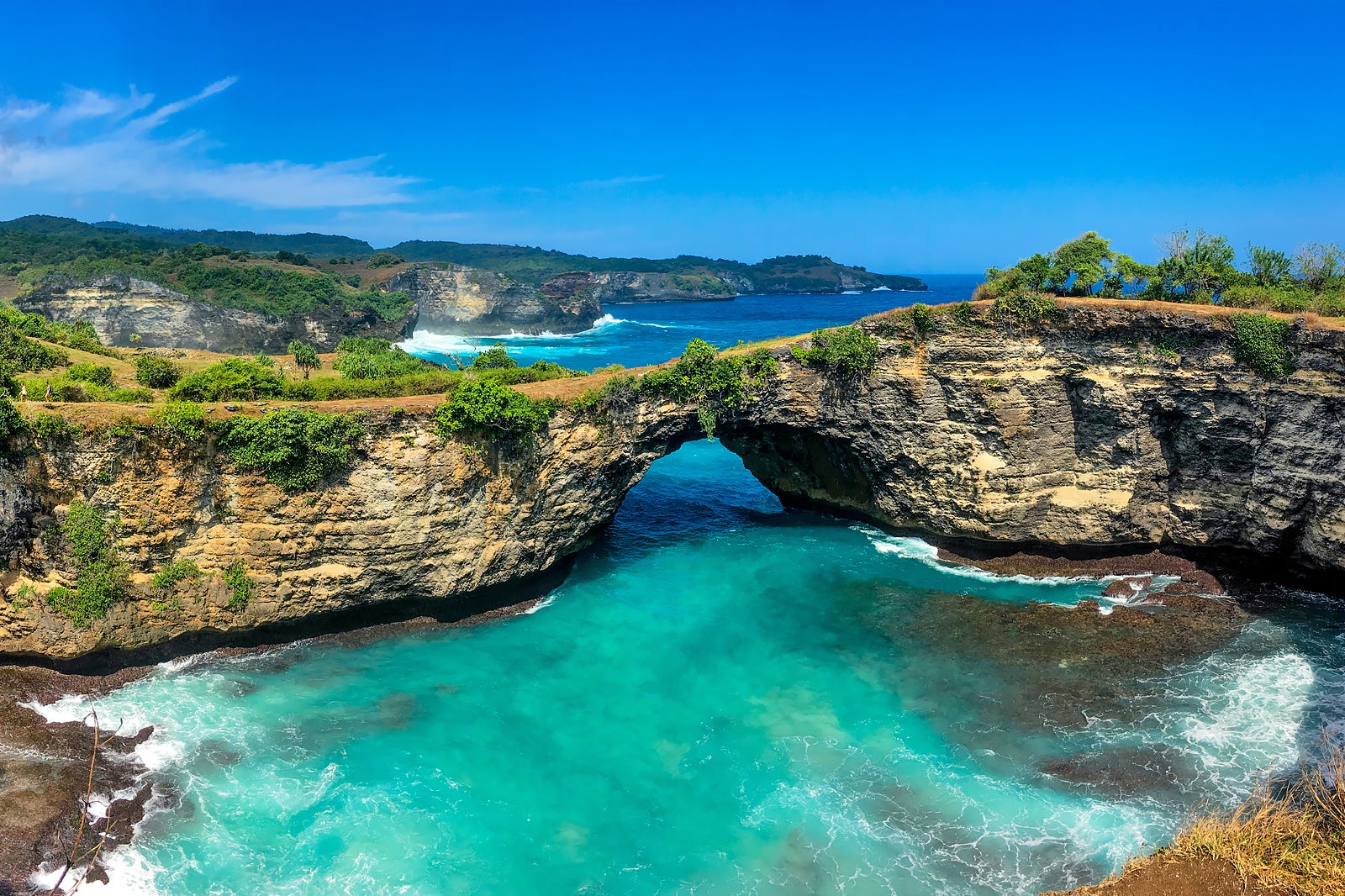 Broken Beach in Nusa Penida - Pasih Uug Beach in Bali - Go Guides