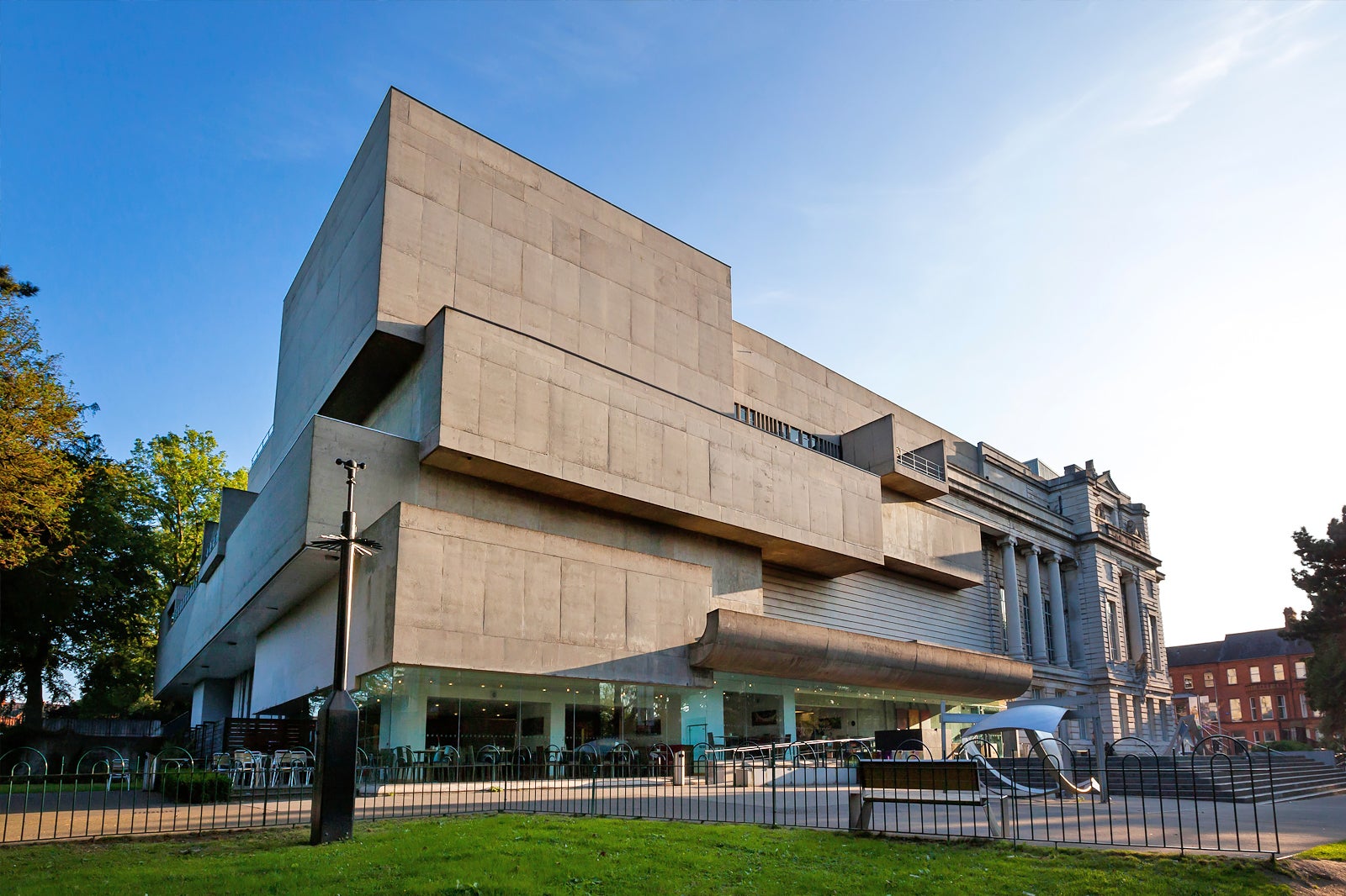 The ulster museum is situated in dublin