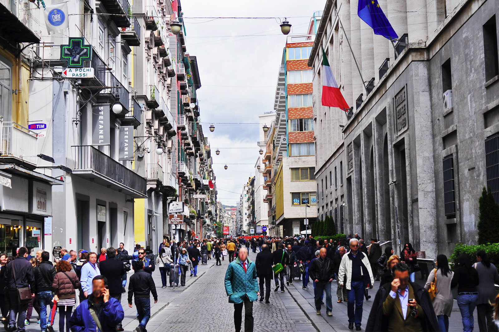 Le strade dello shopping a Napoli