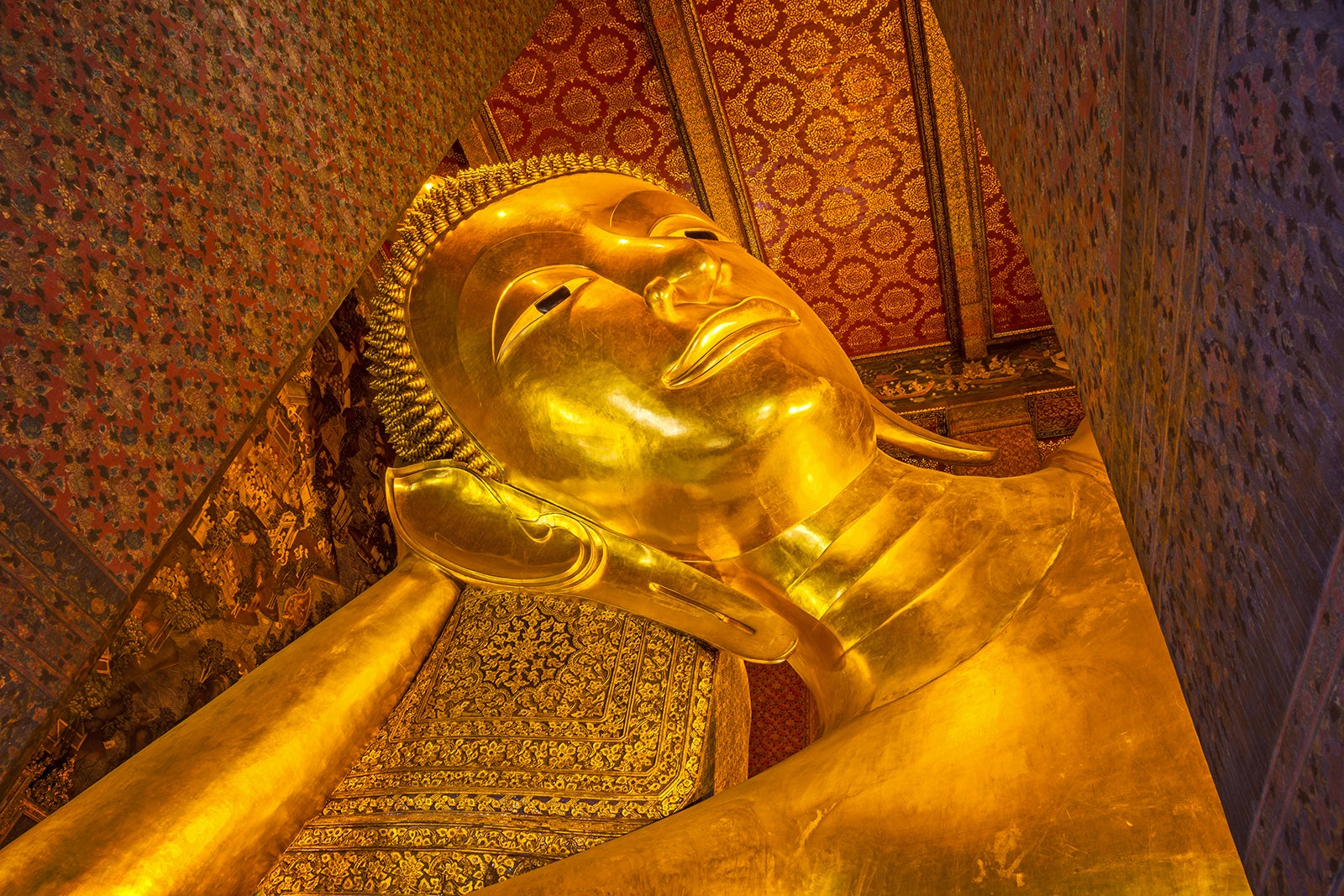 Reclining buddha clearance