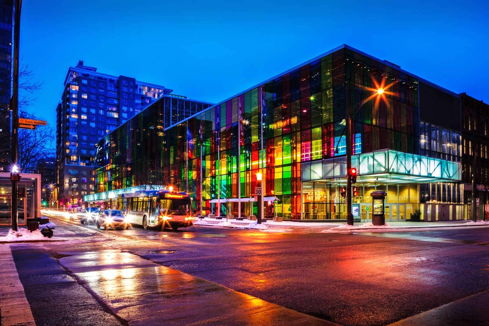 10 Best Bars And Clubs In Montreal Where To Party At Night In 10-best-bars-and-clubs-in-montreal-where-to-party-at-night-in