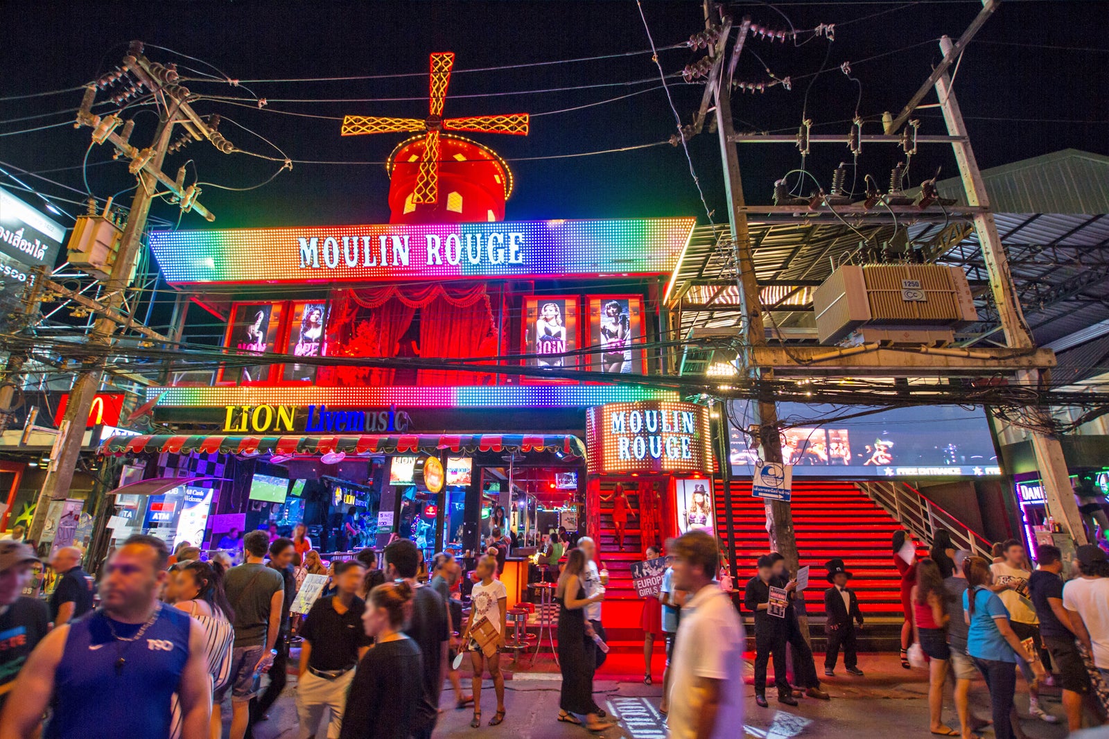 11 Best Nightlife Experiences in Phuket - What to Do at Night in Phuket ...