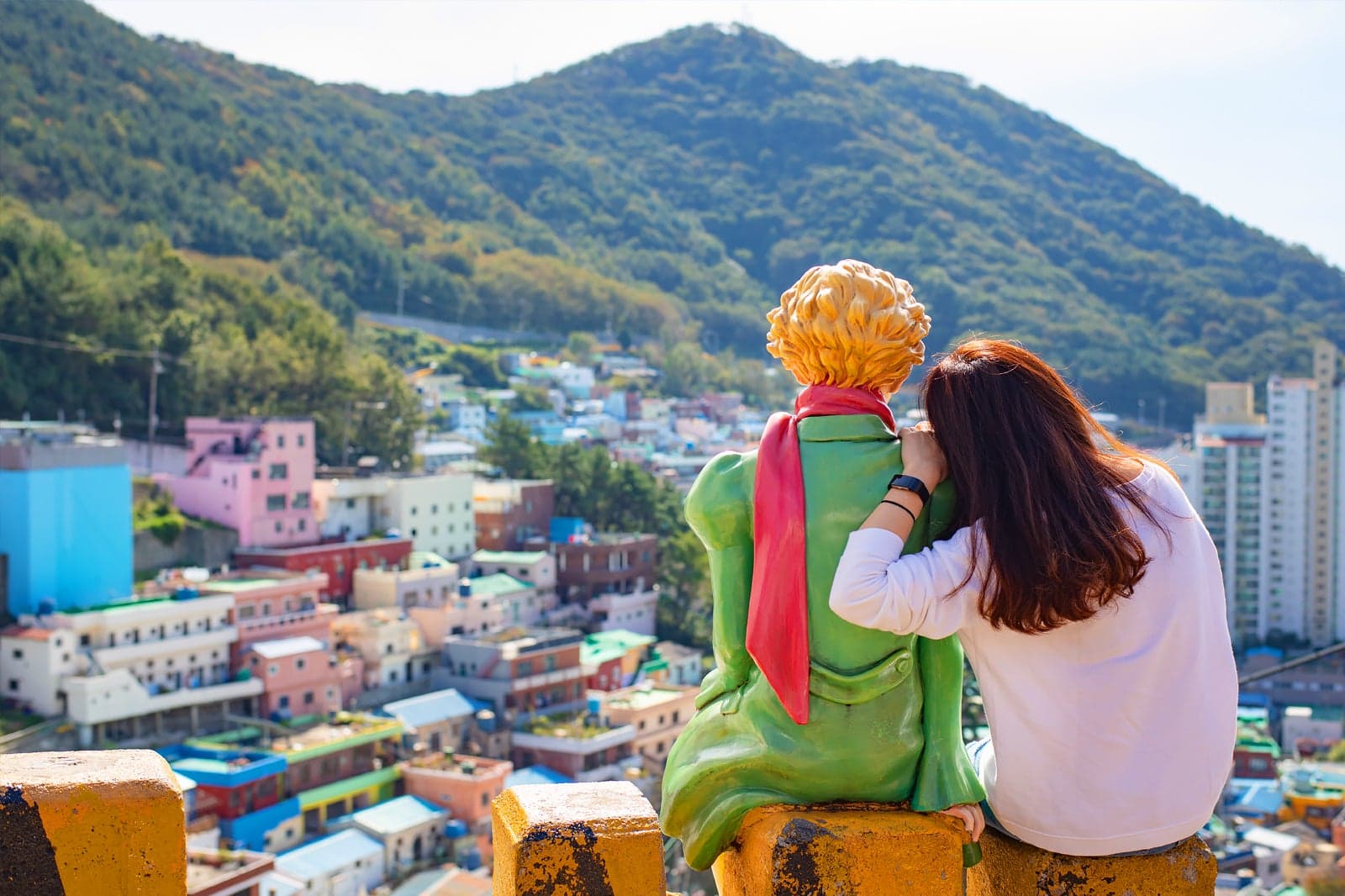 부산 감천문화마을 - 예술과 낭만으로 산책을 즐길 수 있는 곳 - Go Guides