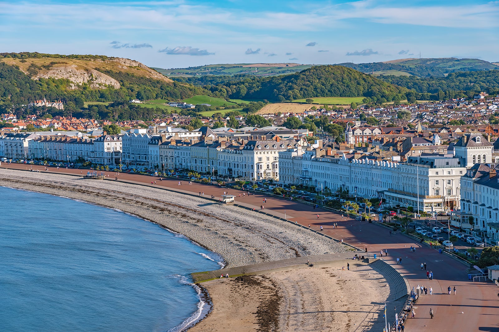 tourist information centre llandudno tours