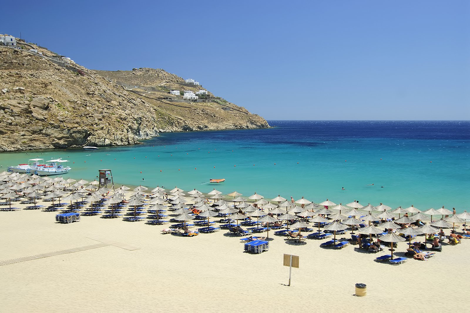 The Shopping Paradise of Mykonos - Greece Is