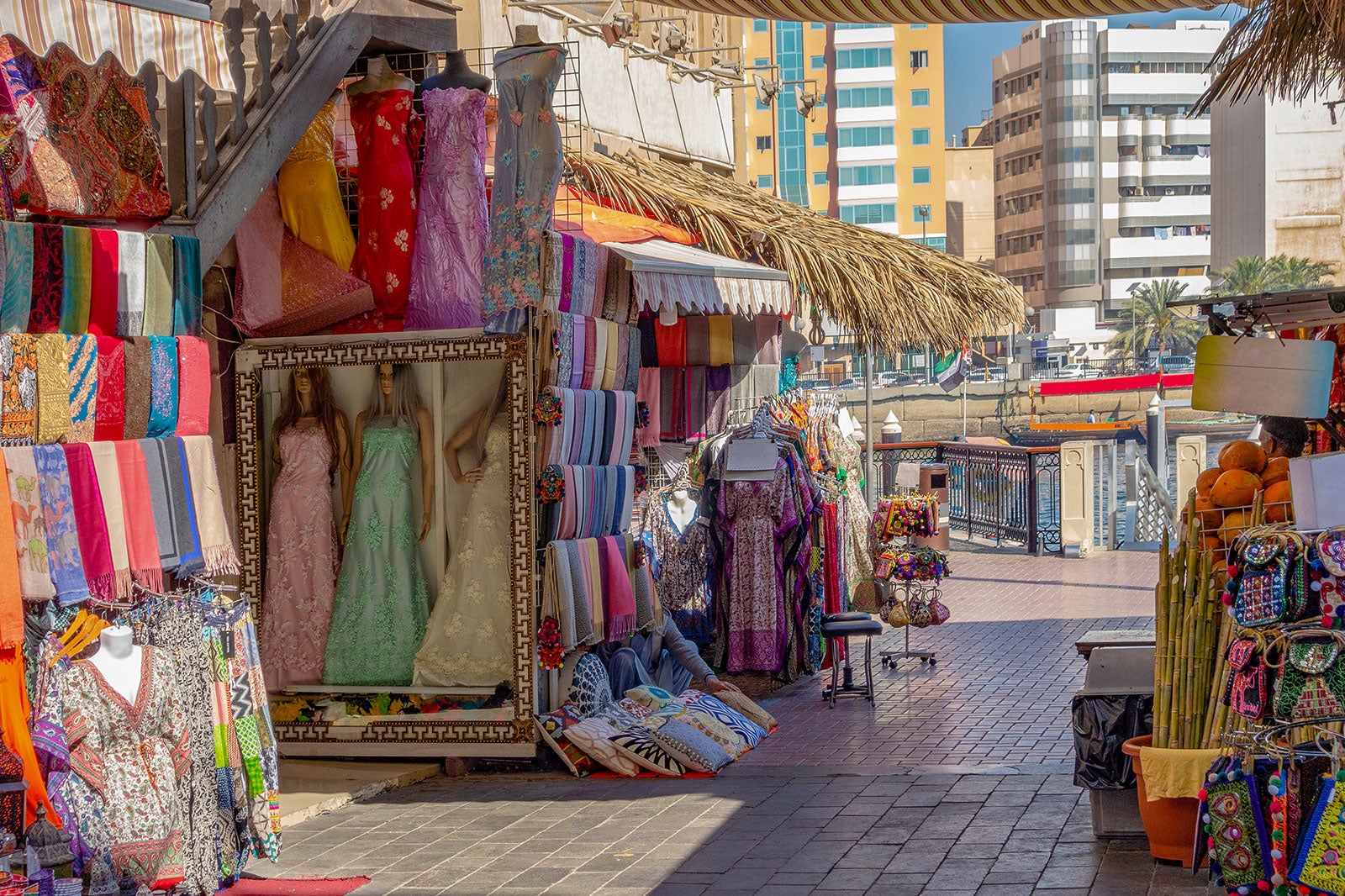 10 Best Markets in Dubai - Where to Go Shopping like a Local in Dubai? - Go  Guides