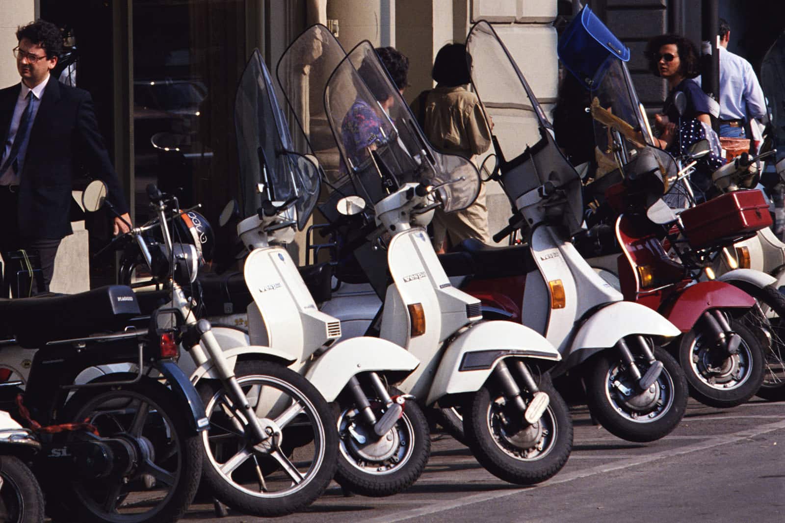 Moped Rome 10 Things You Didn’t Know About Rome - Rome Fun Facts and Trivia – Go ...