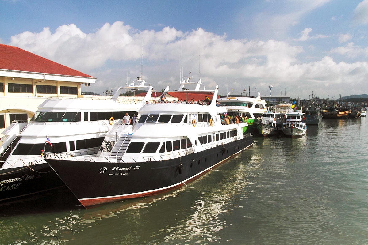 Пхукет Пирс Rassada. Rassada Pier Phuket. Rassada Pier Phuket Ferry. Rassada Pier Phuket Speed Boat.