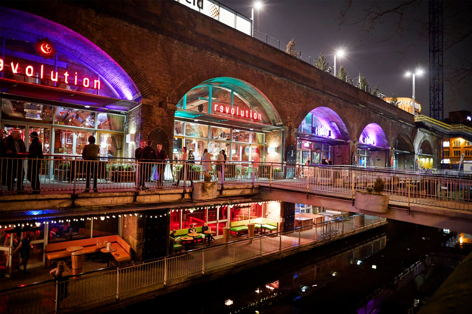 The Greater Manchester town which lost all these legendary bars and clubs -  Manchester Evening News