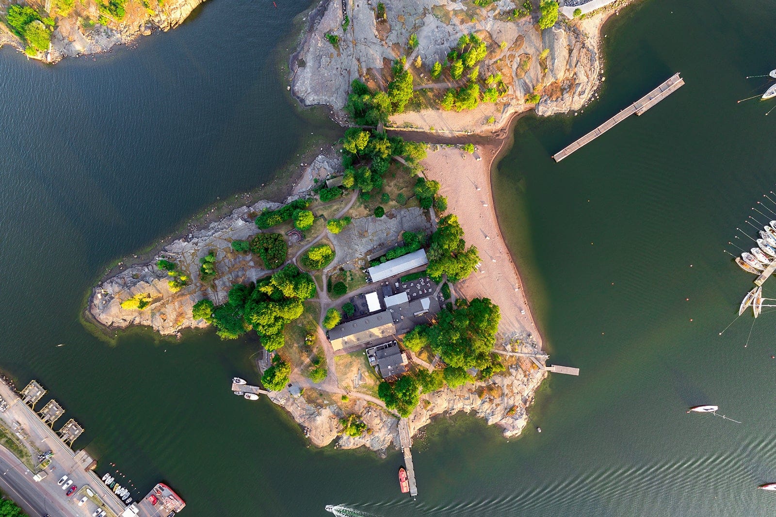 Uunisaari Monipuolinen Pikkusaari Kaivopuiston Kupeessa Go Guides uunisaari-monipuolinen-pikkusaari-kaivopuiston-kupeessa-go-guides