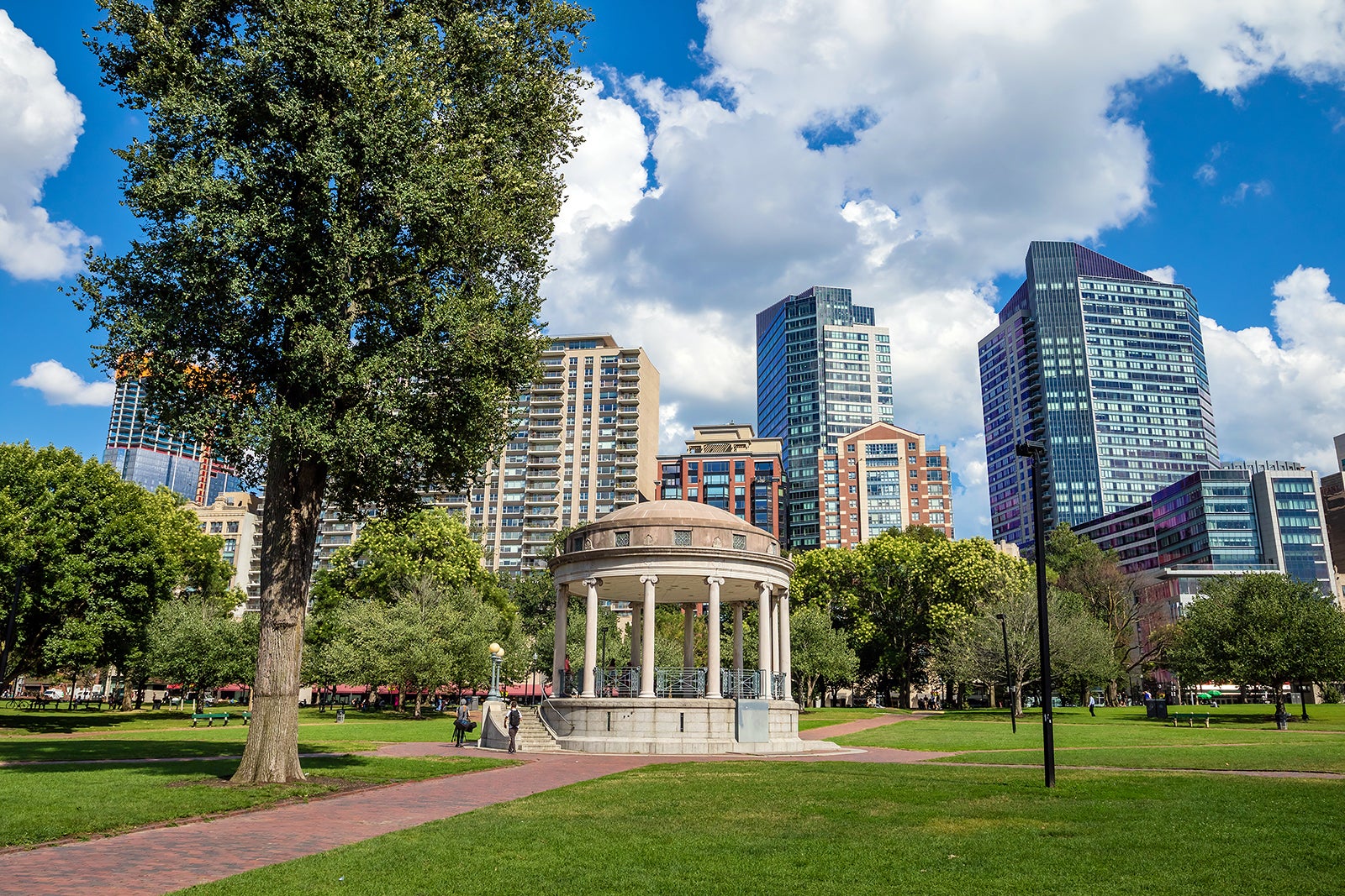 Boston Common Visit The Oldest City Park In The United States Go Guides